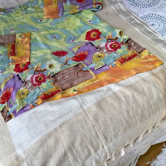 Blouse - Picture 9 of 16